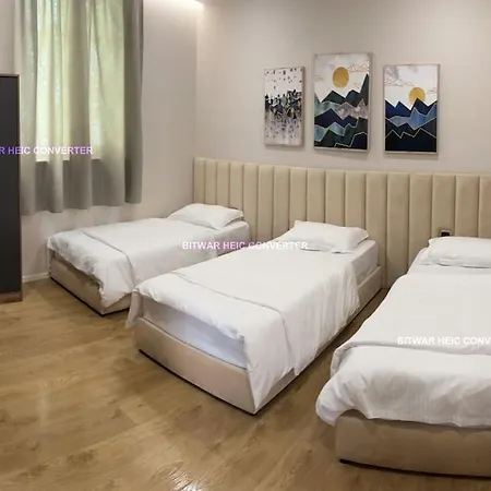 Apartman Near Center 1