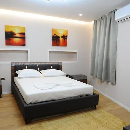 Apartment Near Center 1 Tirana