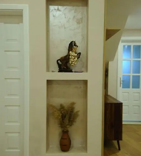 Near Center 1 Apartman *