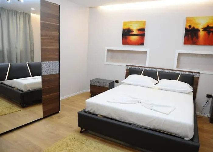 Apartman Near Center 1